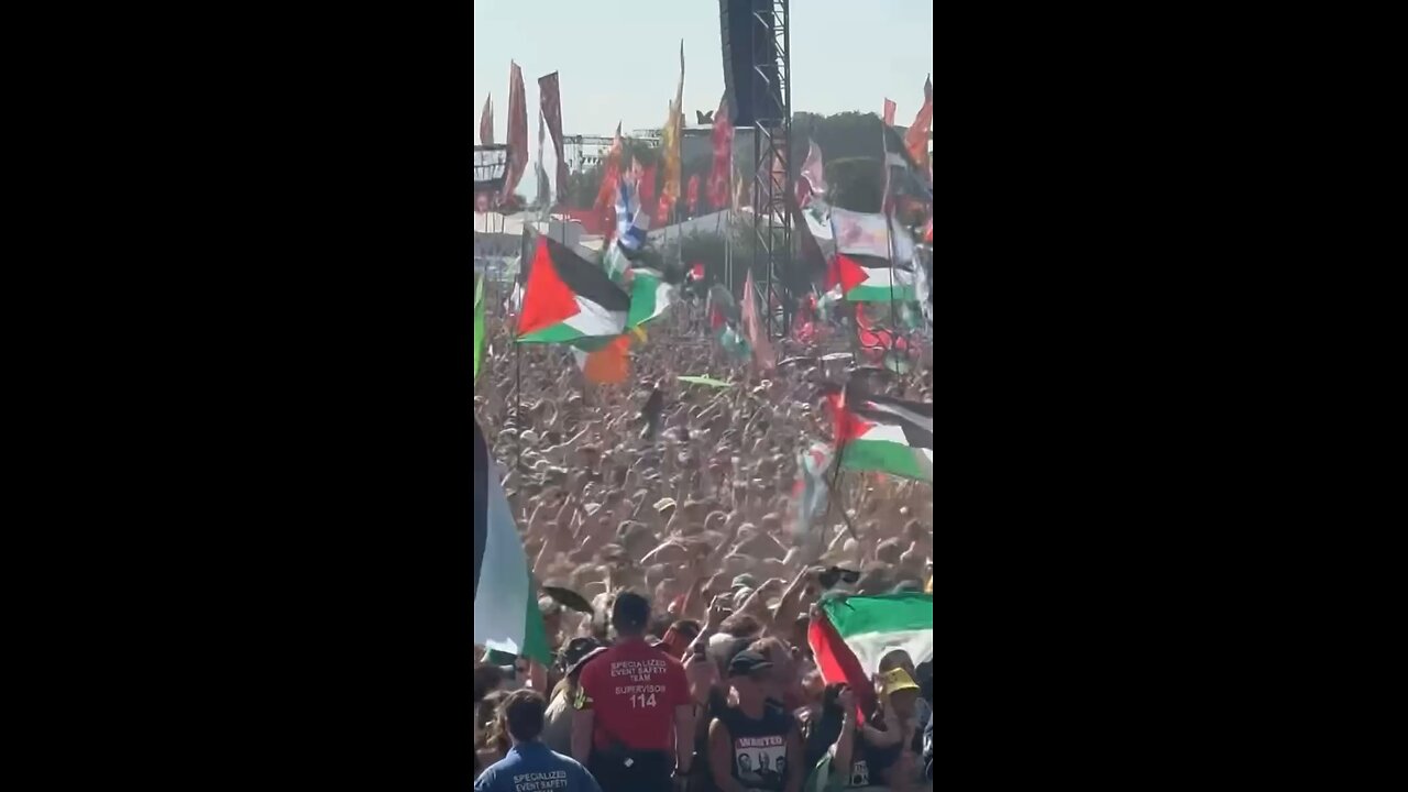Uk open Air party with Free Free Palestine chants
