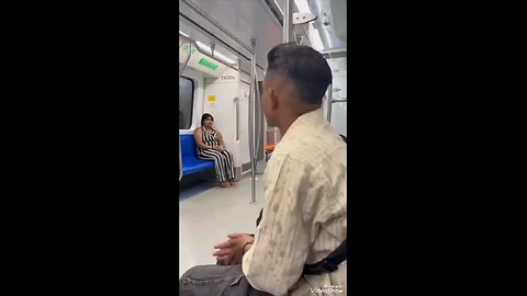 Bhai aapko sharm nahin aati hai😂