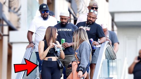 GIRLS FIGHTING ON THE ESCALATOR PRANK!! 😱🤣 | Public Reactions Gone Wild! 💥😂