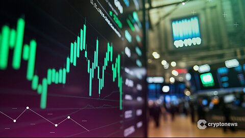 Coinbase Stock Soars Over 10% on Imminent S&P 500 Debut