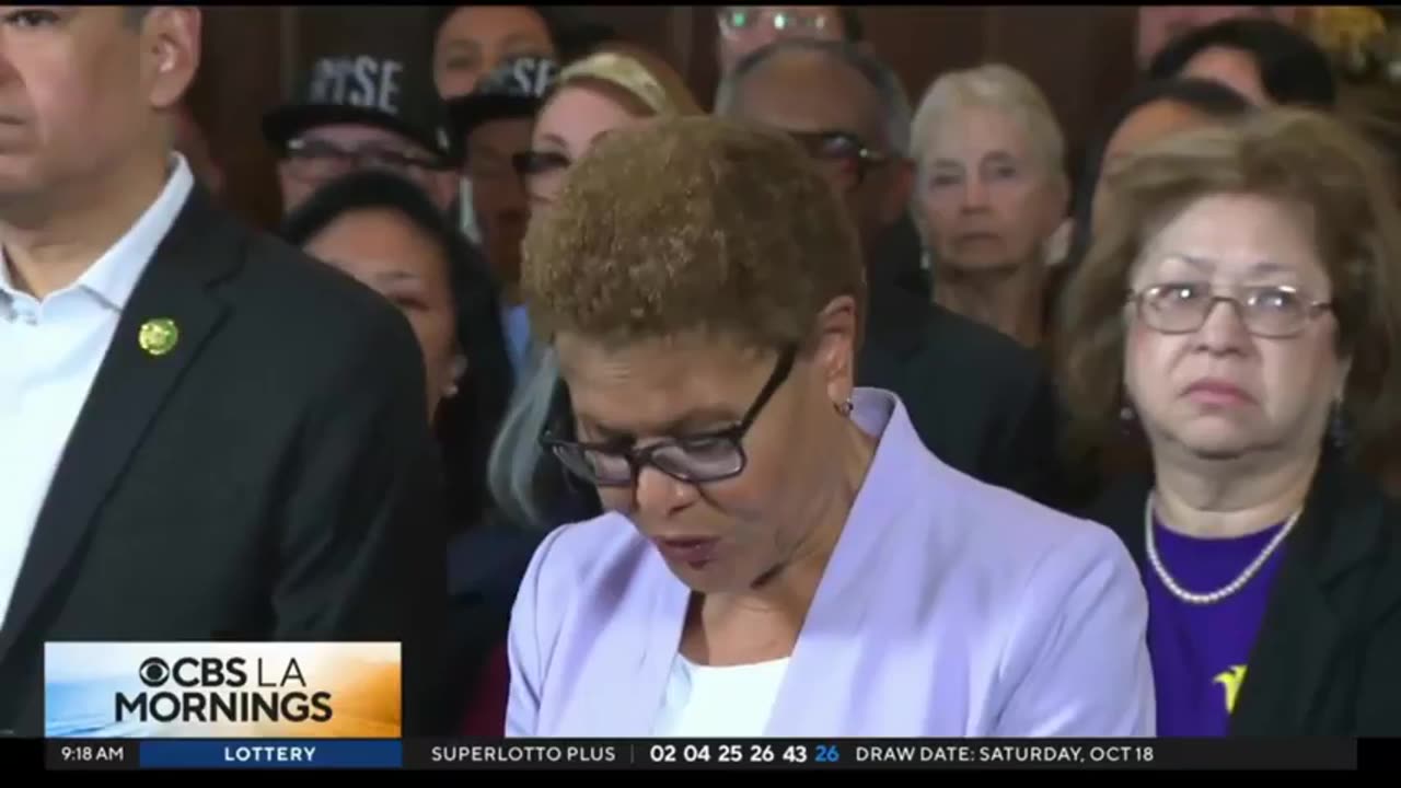 Mayor Karen Bass proudly admits she doesnt make a distinction between illegals and US citizens
