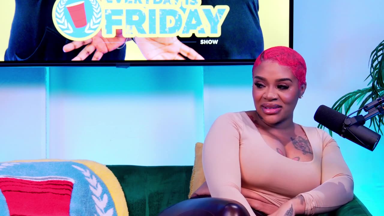Kakey Gets Real on Dating Struggles, Daily Action & What’s Better Than Coffee