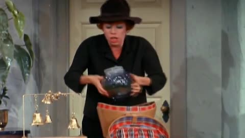 Lucy Gets a Roommate