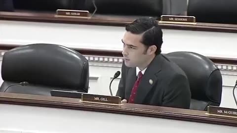 Rep Brandon Gill just BURIED a black supremacist that didn’t want to admit his own beliefs.