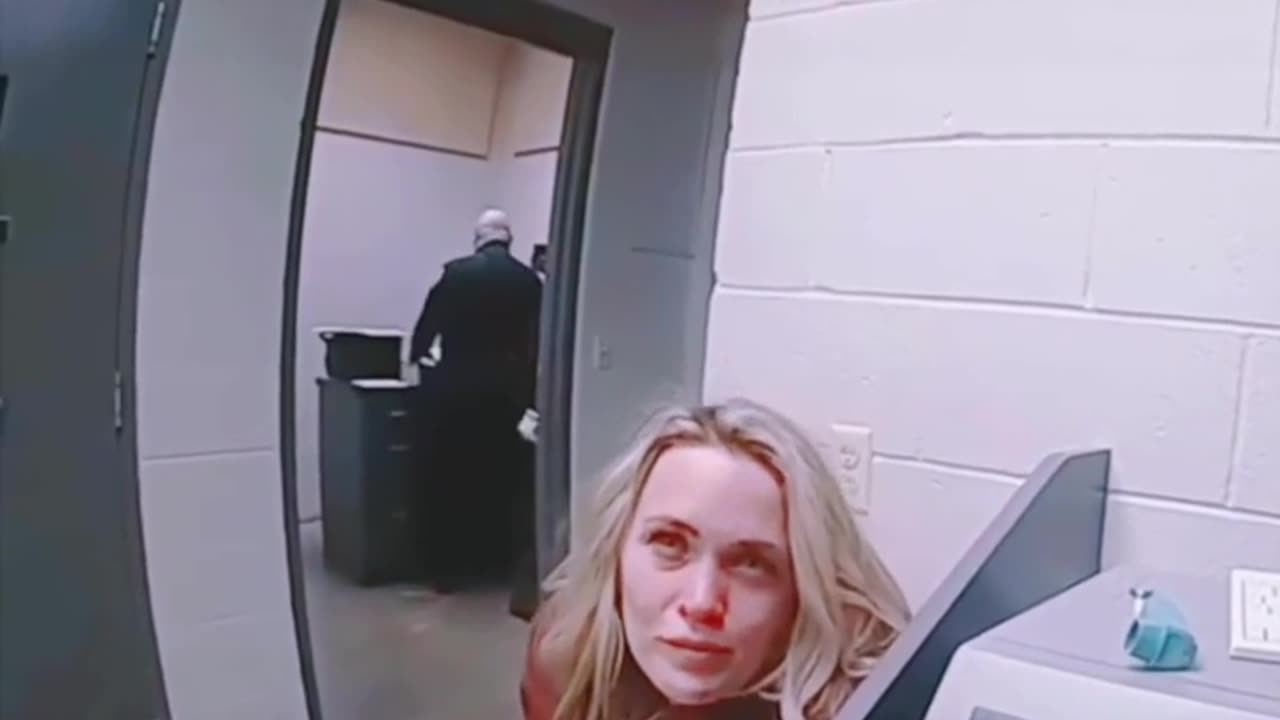 😘💁♀️ She Flirts Her Way Out of a Ticket! | FunFM