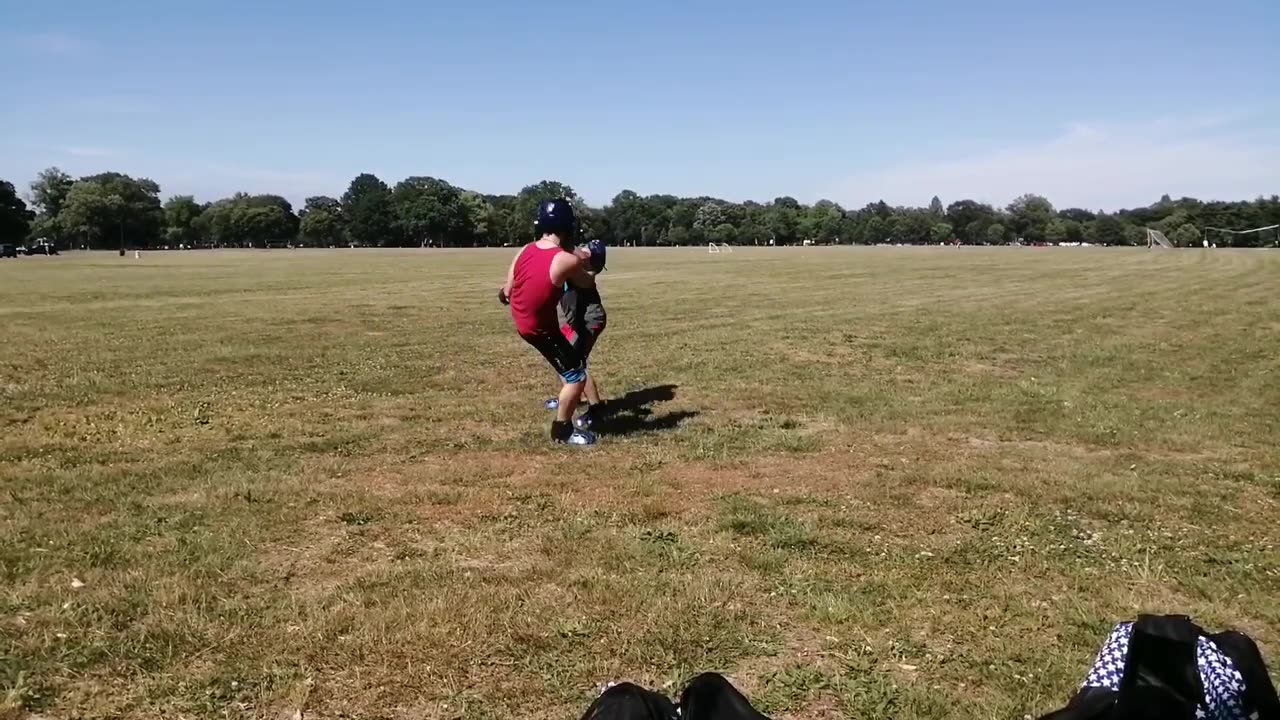 Taekwondo v Karate Sparring