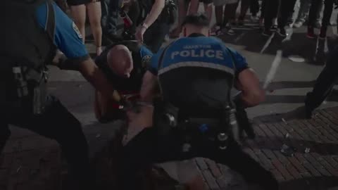 Madness at SXSW 2023: Man Taken Down by Police During 6th Street Fight – March 12, 2023