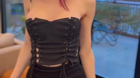 Listen the voice this tgirl