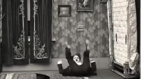 Charliechaplin - CHARLIE Vs BED 7 day funny 🎬✨❤️ ⏰