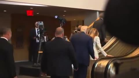 Moment Escalator stops working as Trump walks on it at the UN