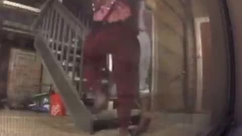 Football player Quaydarius Davis allegedly strangled girlfriend after she ended their relationship