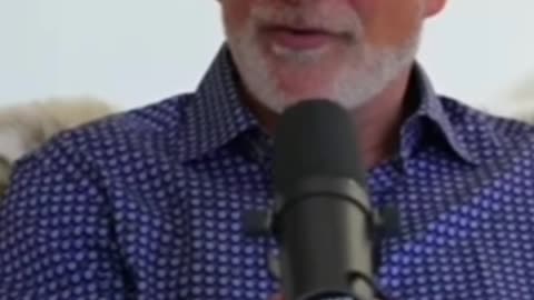 Is Bitcoin a Scam? Peter Schiff’s Brutal Case Against “Digital Gold”