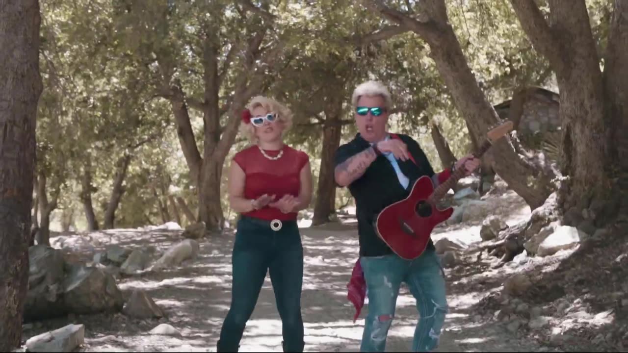 9.12.25 LIVE Worldwide with The Swansons
