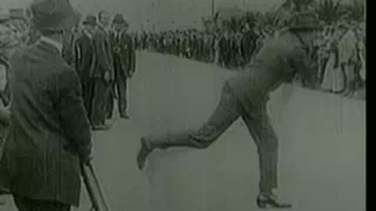 Charlie Chaplin – Kid Auto Races at Venice (1914) | First Appearance of The Tramp | Public Domain