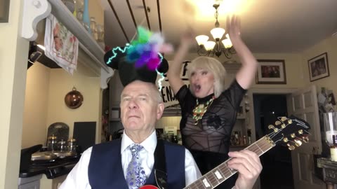 20221218 Toyah & Robert’s Sensational Magical Sunday Lunch! [27sy6b9IG34]