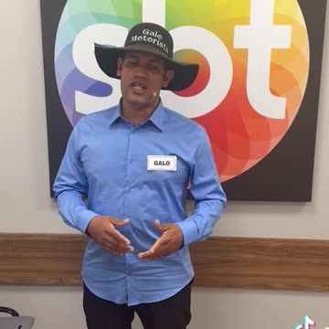 Motorista com risada de galo- 02