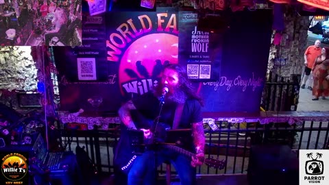 LIVE Music Everyday!