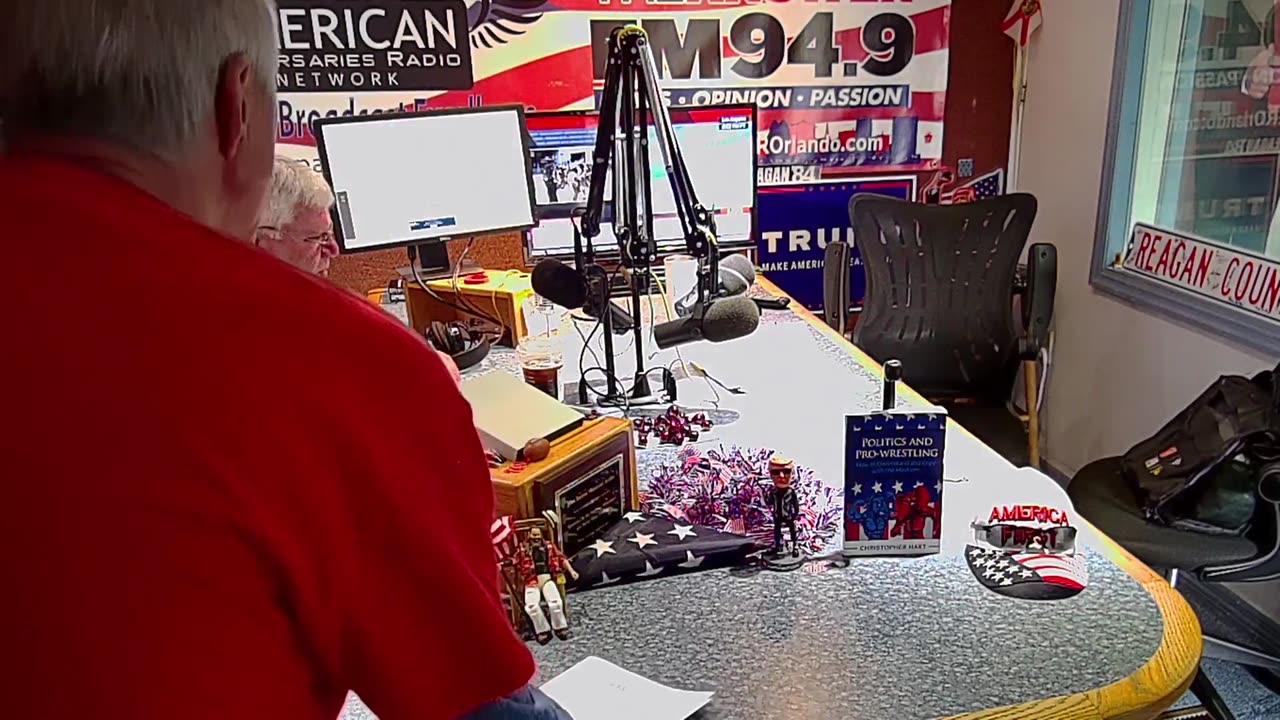 LA RIOTS SPUR FEDERAL RESPONSE