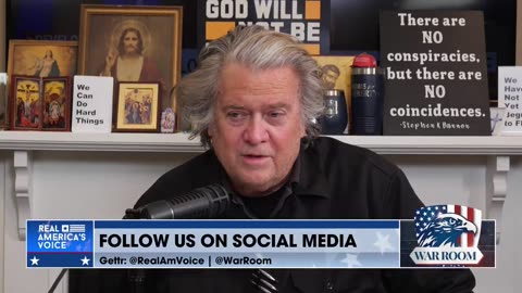 Steve Bannon Calls On Israel To Finish What They Started