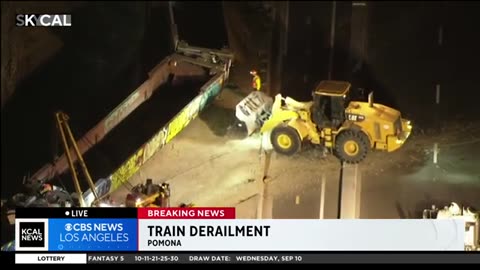 Abandoned train cars derail in Pomona