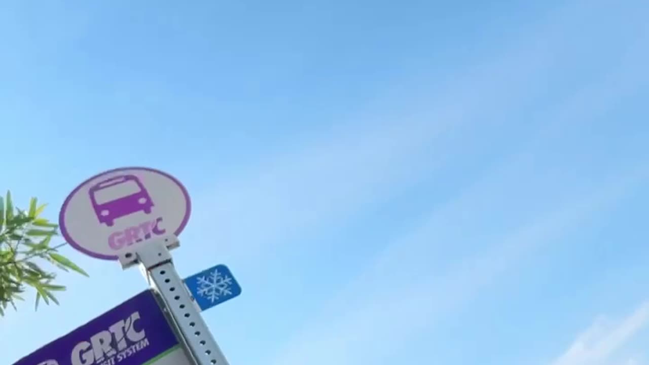 Ep. 502 "Keep My Rolls-Royce I'll Go Ride The Bus" by Patrick Henry The Batman