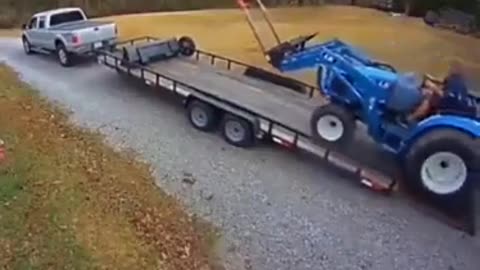 🚐🤣 Trailer Trouble? I'm on the Way! | FunFM