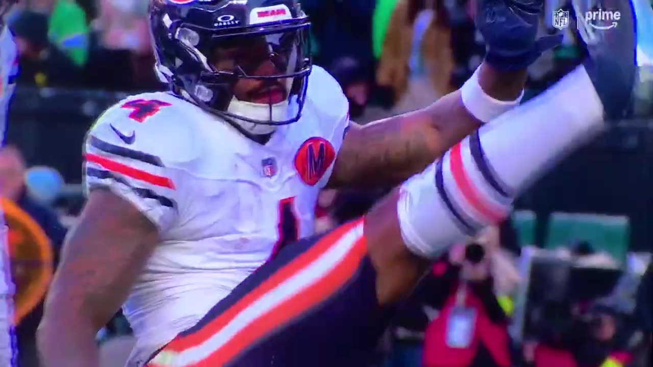 Bears RB #4 D Swift TD 🏈
