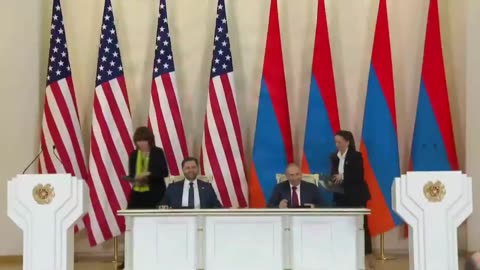 VP Vance and Armenian Prime Minister Nikol Pashinyan sign an agreement on peaceful nuclear