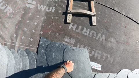 Schieferkehle decken am 19.05.2025 - Schieferdach Osnabrück