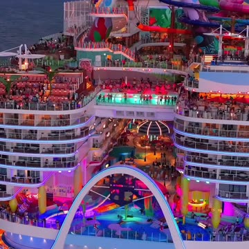 Sailing in Splendor The $2 Billion Luxury Cruise Experience