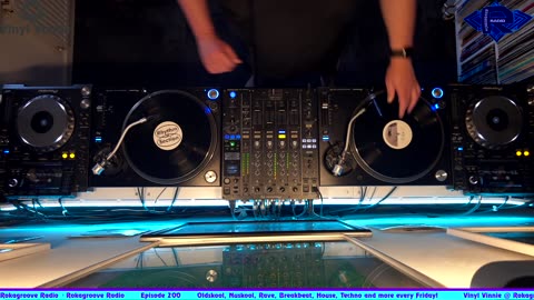 Vinyl Vinnie @ Rokagroove Radio Episode 200