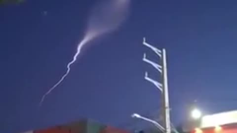 Iranian media reports the launch of a new type of missile aimed at Israel.