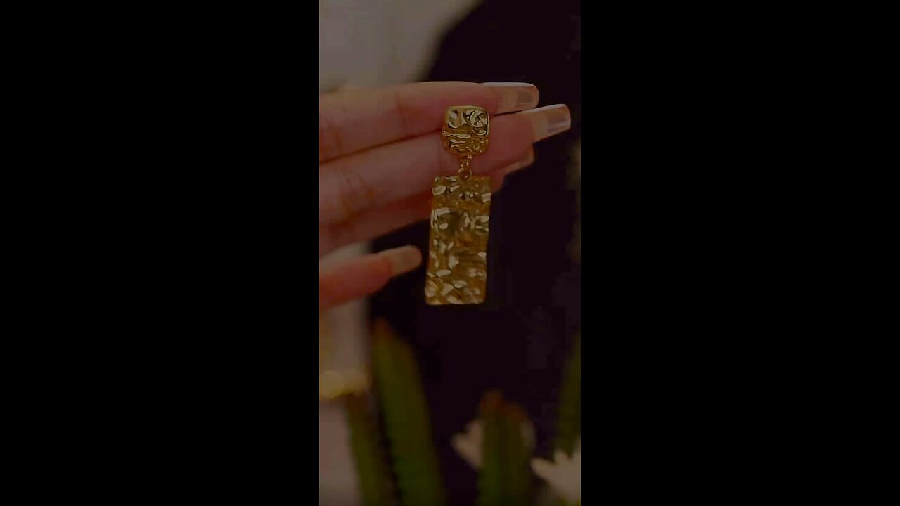 Gold plated earrings