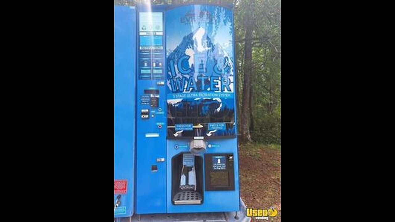 (3) 2022 and (1) 2021 Everest Ice VX4 Bagged Ice and Water Vending Machines