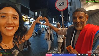Indian Street Vendor Sings “My Heart Will Go On” for Her