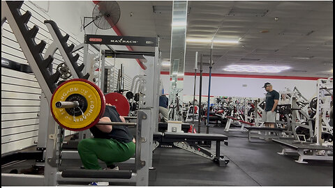 BACK SQUATS 155KG/341LBs for 4 Reps