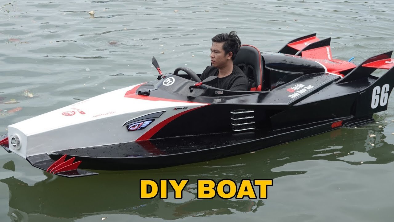 I Turned a $200 Junk Jet Ski into a Formula 1‑Style Speed Boat in 60 Days