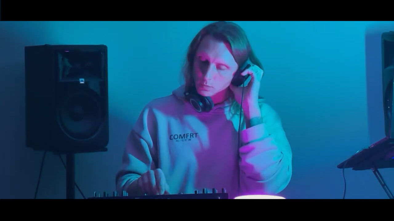 PumpingShark DJ Podcast PumpingHigher 99