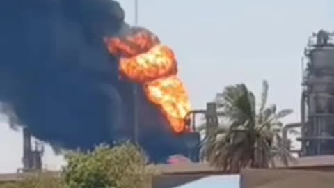 The “mysterious explosions” continues: Fire at the Abadan refinery, Iran.