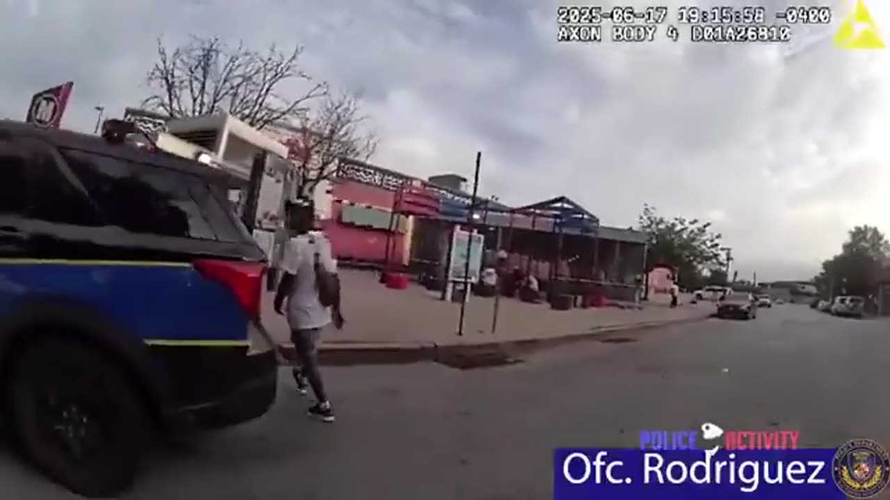 Police Activity nigger takes da bullet