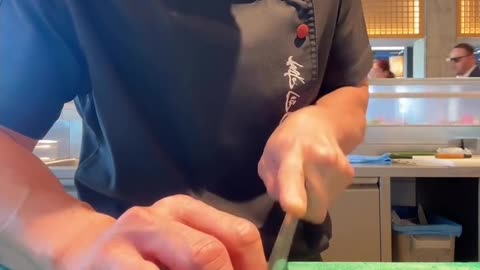 Make decorations from cucumbers