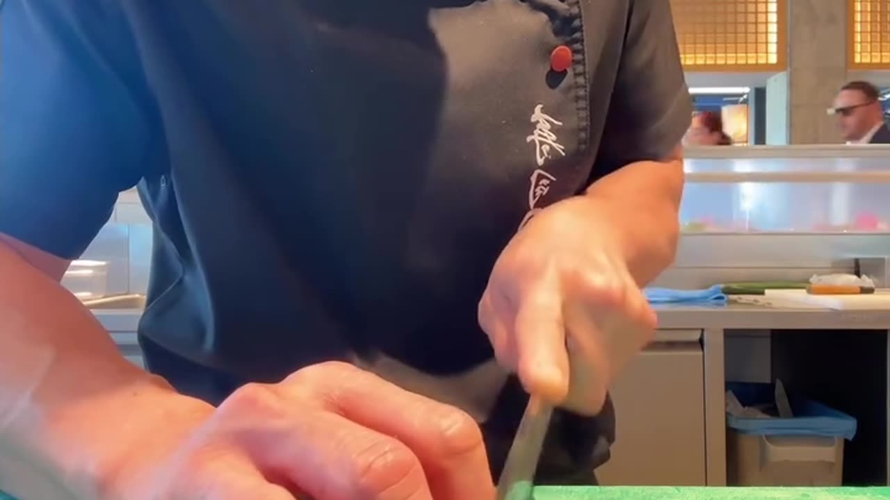 Make decorations from cucumbers
