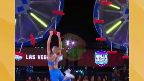 HE PAID €30 FOR A STREET ARTIST TO TRANSFORM HIS SUITCASE. WATCH THE FINAL REVEAL.🤭🤭