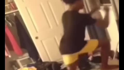 ISHOWSPEED Attempting to backflip ISHOWSPEED Funny moments ISHOWSPEED Screaming