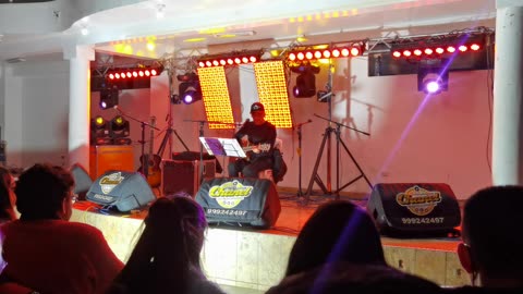 Alguna Canción de Olvidados - Daniel F en Puno