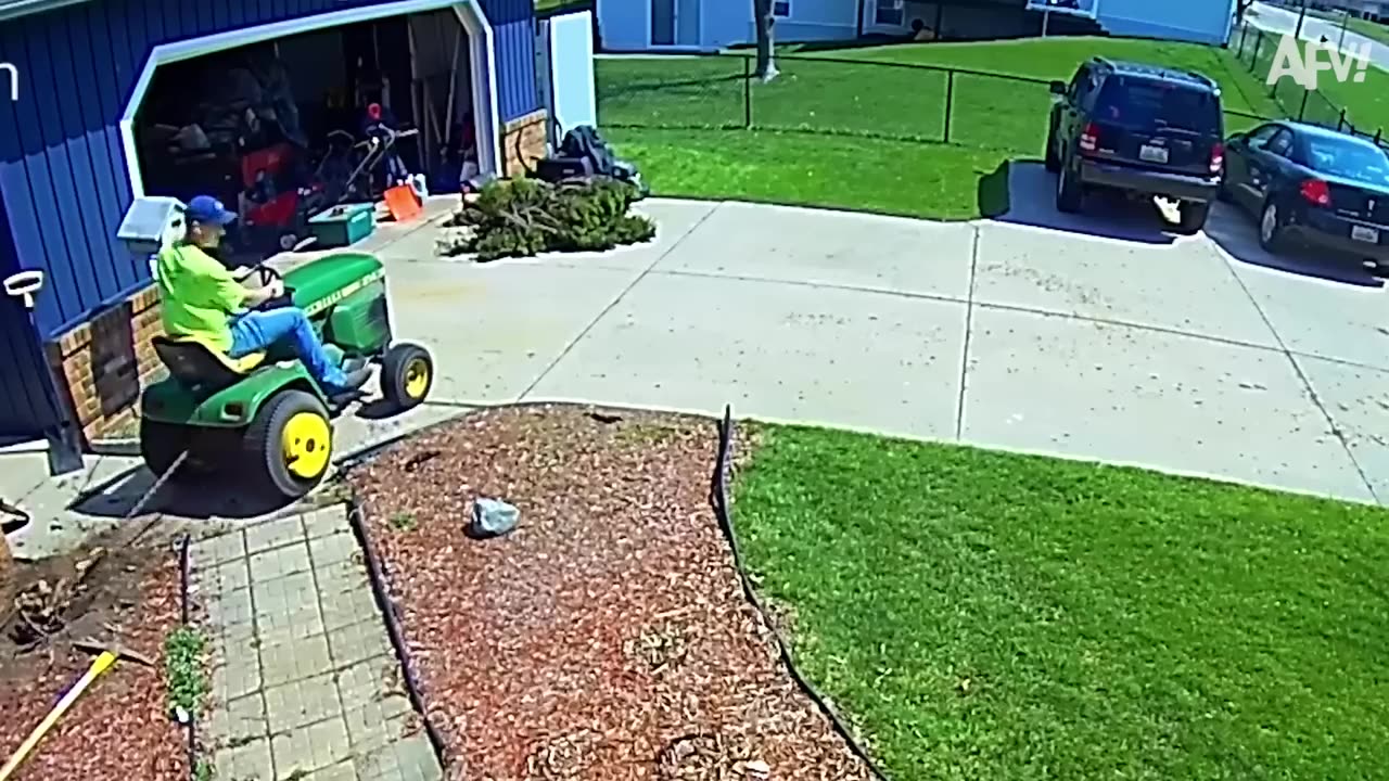 Security Cam Saw EVERYTHING! 📹 👀 Fails Caught on Camera