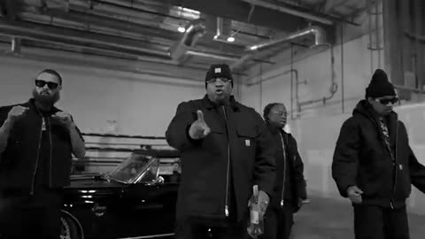 E-40 - Beating They Ass (Music Video)