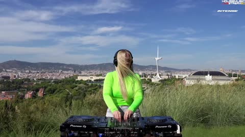 Deva Vicci - Live @ Radio Intense, Barcelona [Melodic Techno 2026 DJ Mix]