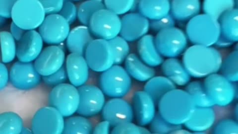 20250924-05 Turquoise Blue: A Color Pantone Can’t Name