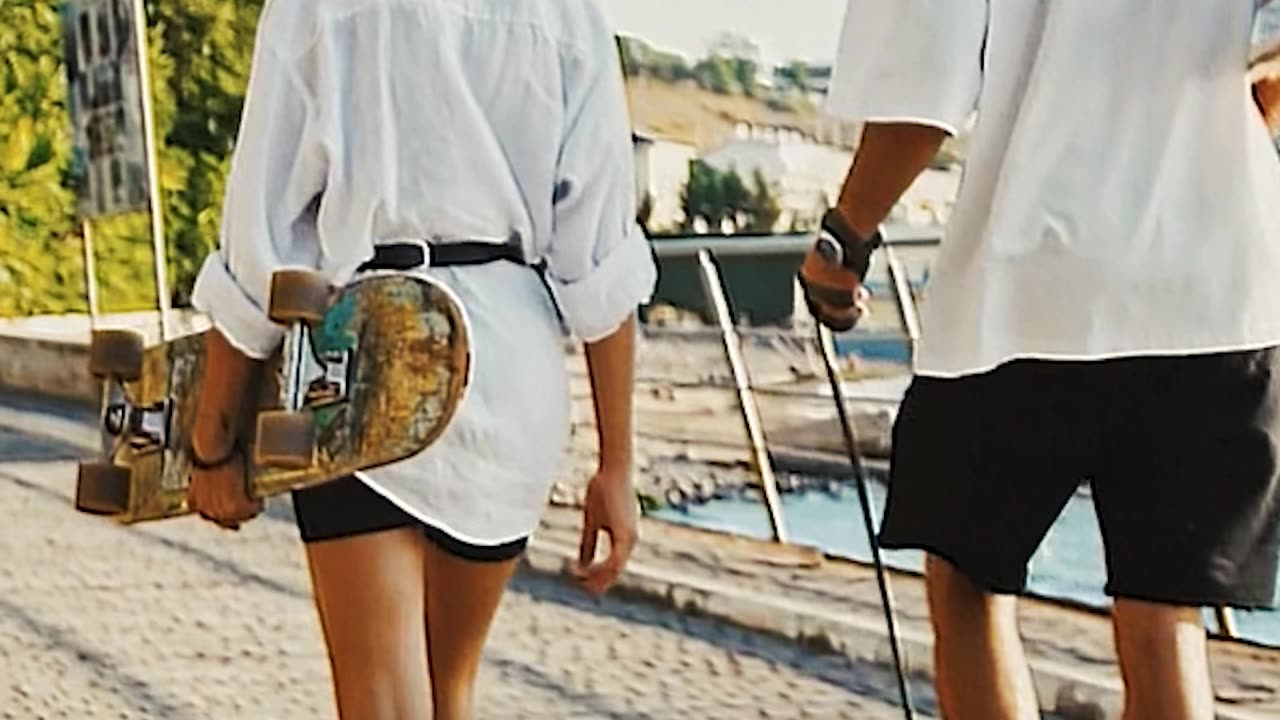 Being average is being invisible. #date #datingadvice #dating #reels #shorts